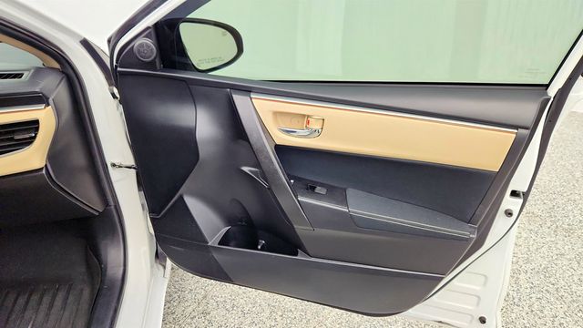 2015 Toyota Corolla 4dr Sedan CVT LE - 22995779 - 24