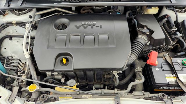 2015 Toyota Corolla 4dr Sedan CVT LE - 22995779 - 25