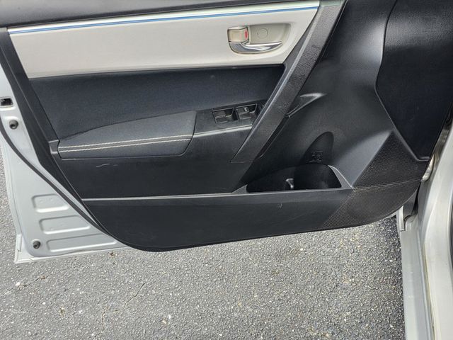 2015 Toyota Corolla LE - 23090291 - 25