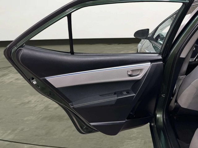 2015 Toyota Corolla LE 4dr Sedan - 23030940 - 14