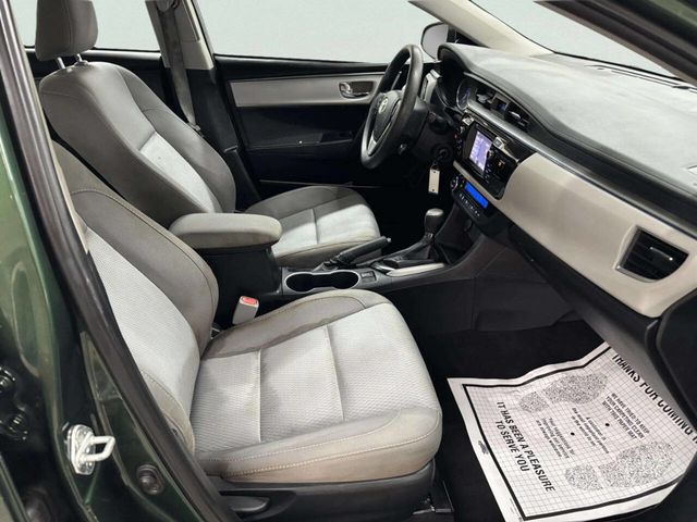 2015 Toyota Corolla LE 4dr Sedan - 23030940 - 19