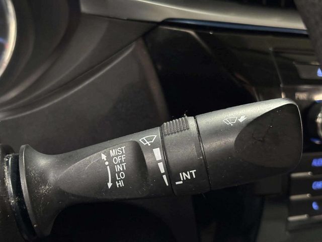 2015 Toyota Corolla LE 4dr Sedan - 23030940 - 28