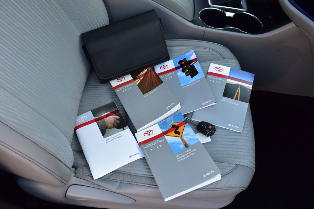 2015 Toyota Highlander AWD 4dr V6 LE Plus - 22946608 - 11