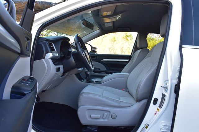 2015 Toyota Highlander AWD 4dr V6 LE Plus - 22946608 - 13