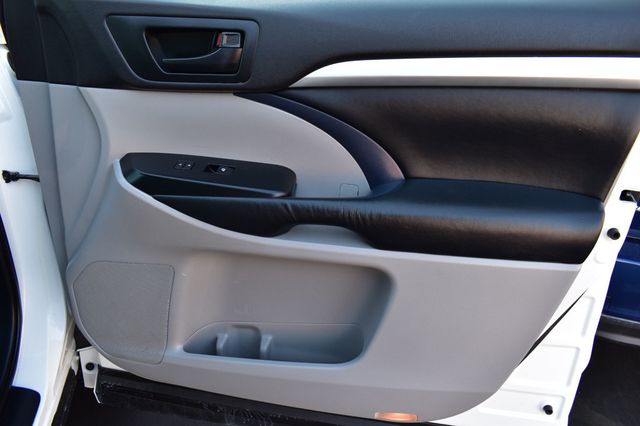 2015 Toyota Highlander AWD 4dr V6 LE Plus - 22946608 - 48