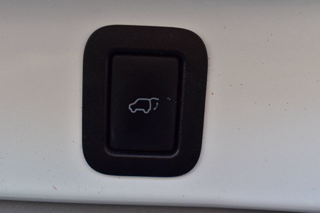 2015 Toyota Highlander AWD 4dr V6 LE Plus - 22946608 - 50