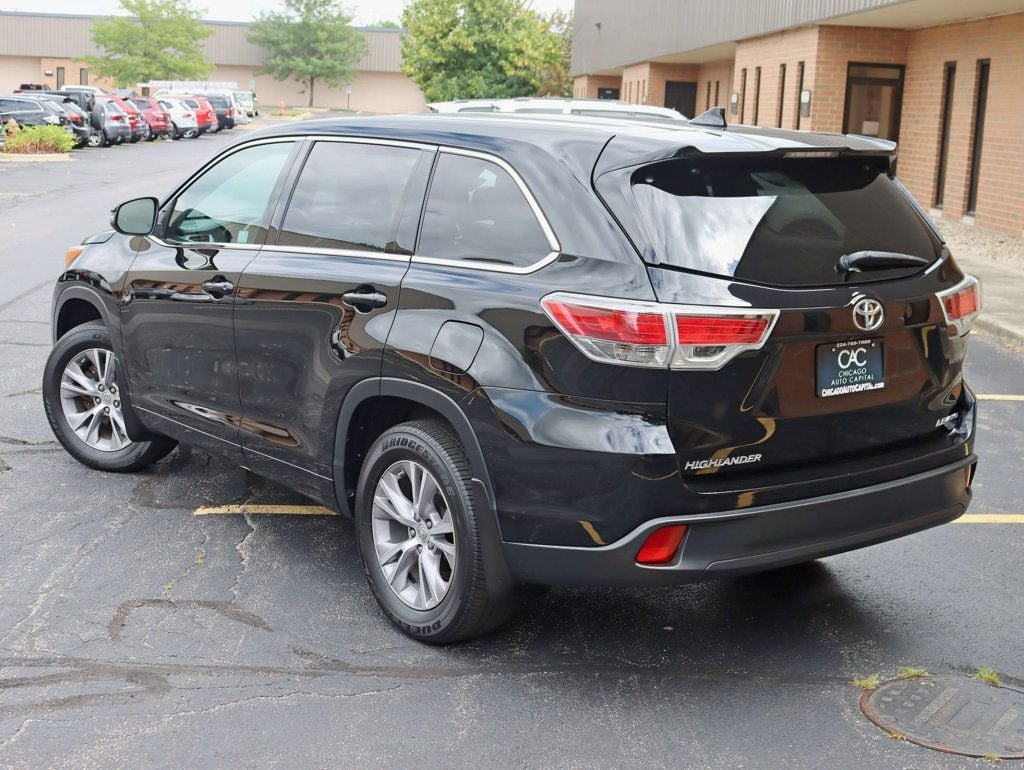 2015 Toyota Highlander AWD 4dr V6 LE Plus - 22902198 - 9