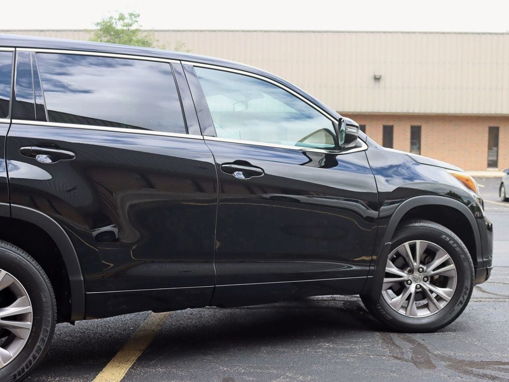 2015 Toyota Highlander AWD 4dr V6 LE Plus - 22902198 - 3