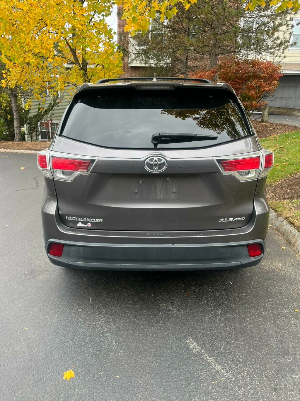2015 Toyota Highlander AWD 4dr V6 XLE - 22936556 - 4