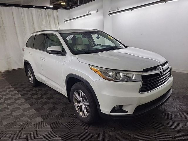 2015 Toyota Highlander AWD 4dr V6 XLE - 22674842 - 0