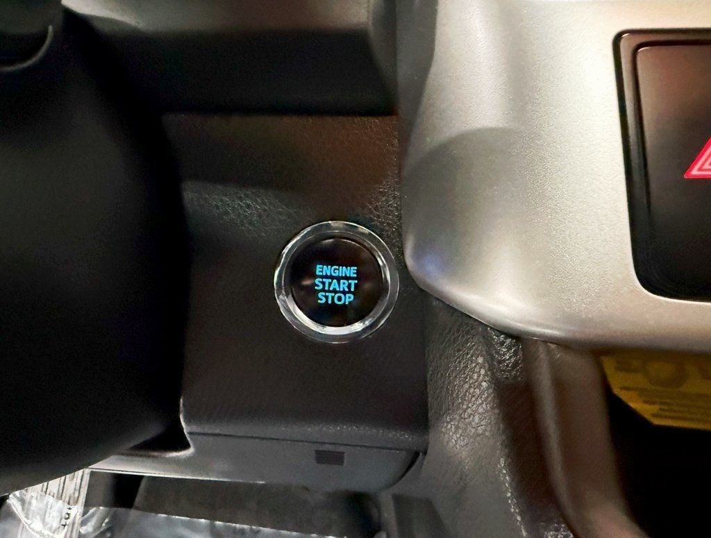 2015 Toyota Highlander XLE photo 14