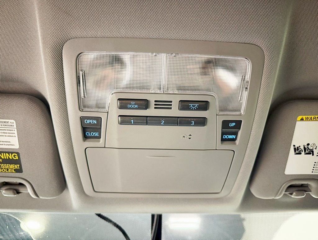 2015 Toyota Highlander AWD 4dr V6 XLE - 22919298 - 25