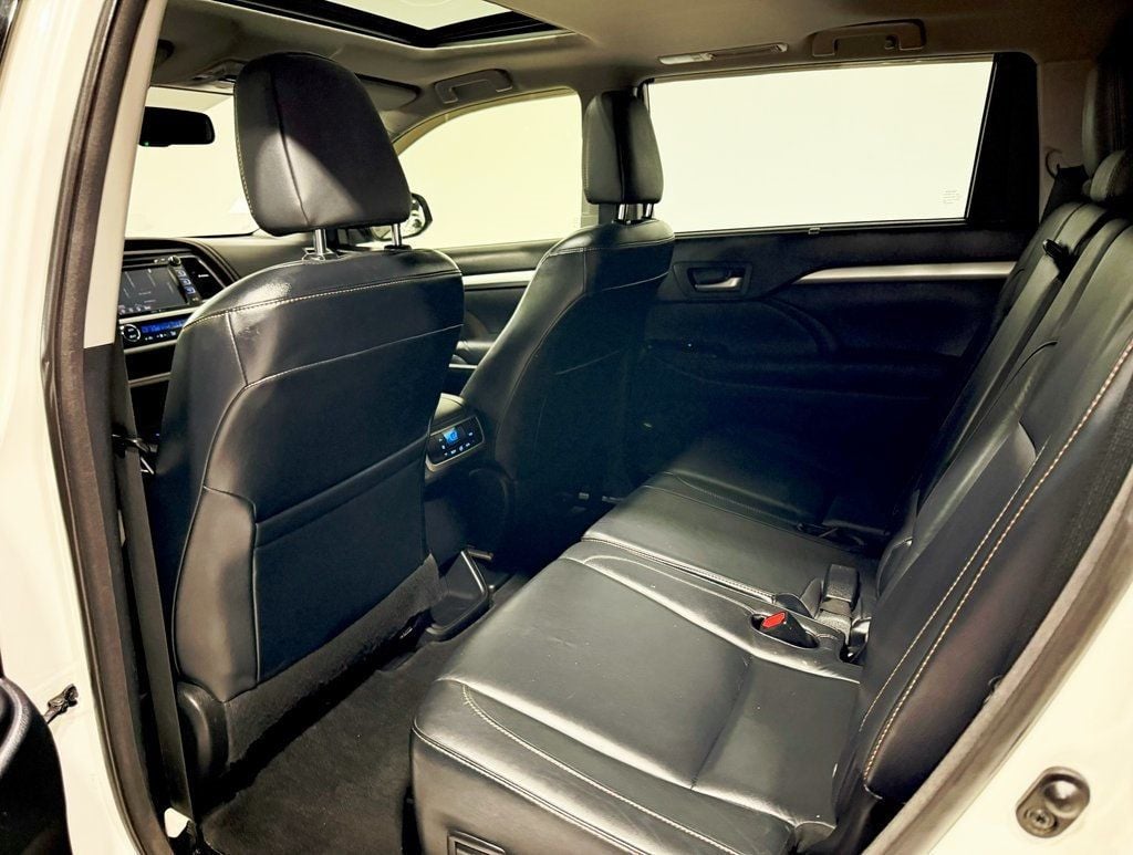 2015 Toyota Highlander AWD 4dr V6 XLE - 22919298 - 35