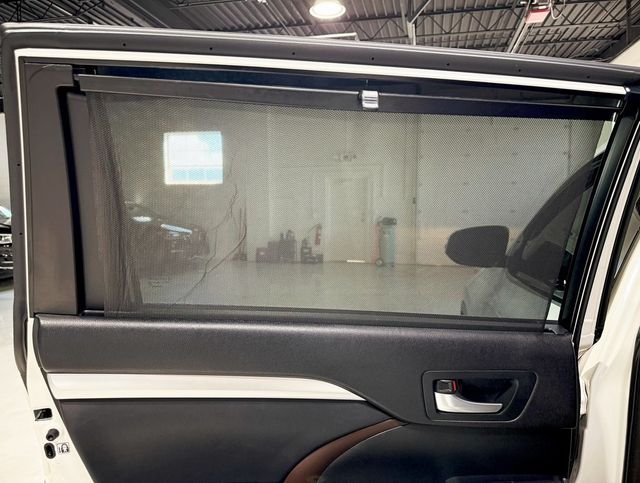 2015 Toyota Highlander AWD 4dr V6 XLE - 22919298 - 39