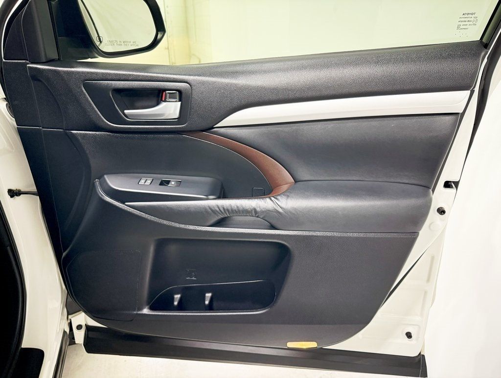 2015 Toyota Highlander AWD 4dr V6 XLE - 22919298 - 47