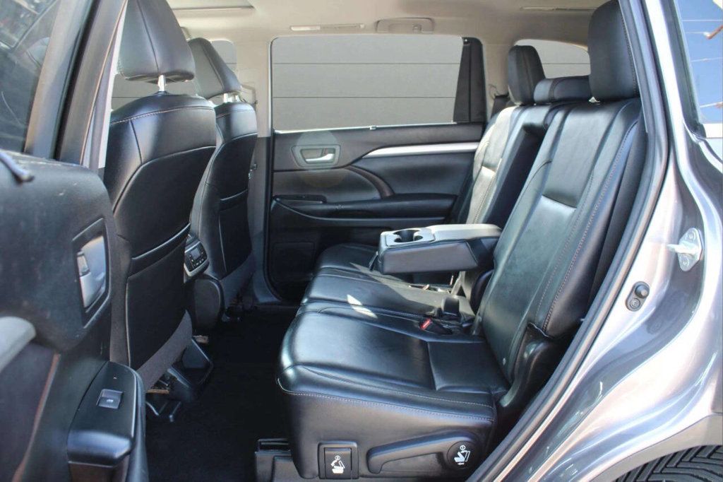 2015 Toyota Highlander AWD 4dr V6 XLE - 22925076 - 18