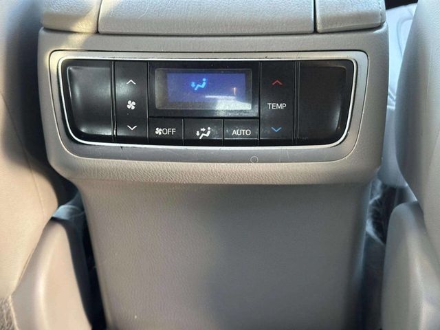 2015 Toyota Highlander AWD 4dr V6 XLE - 22940955 - 28