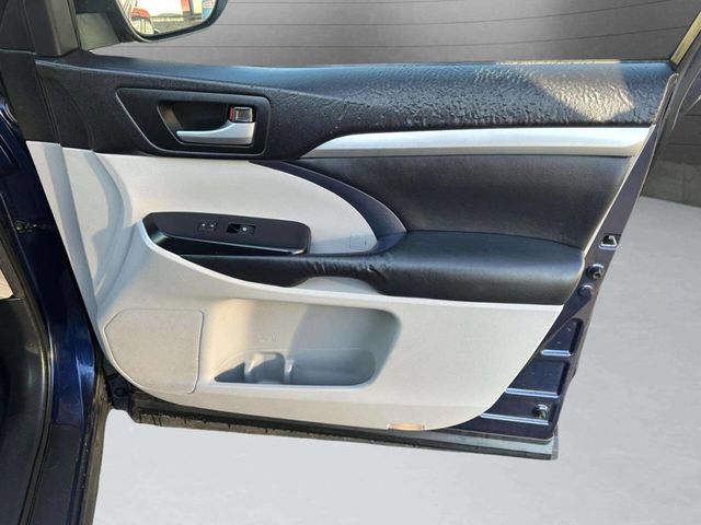 2015 Toyota Highlander AWD 4dr V6 XLE - 22940955 - 34