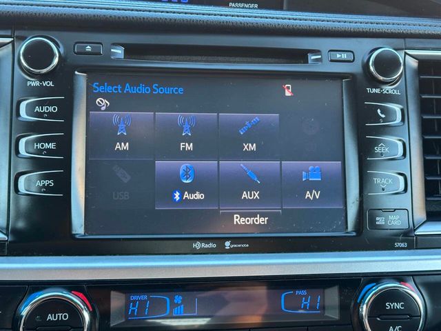 2015 Toyota Highlander AWD 4dr V6 XLE - 23014131 - 49