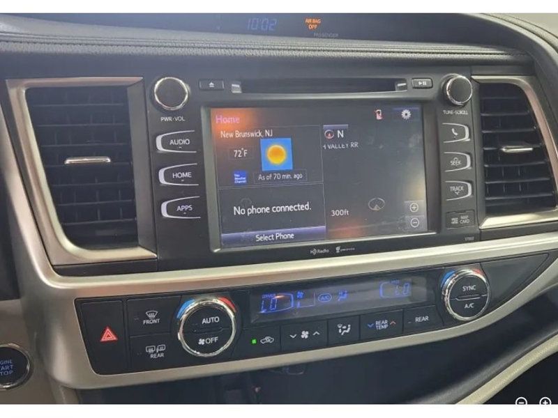 2015 Toyota Highlander Base Hybrid photo 8