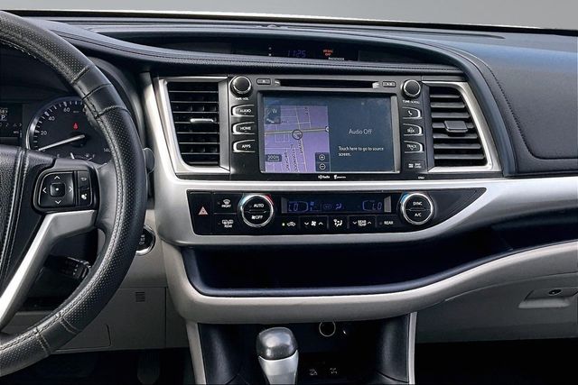 2015 Toyota Highlander AWD 4dr V6 XLE - 23017346 - 24