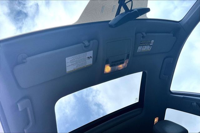 2015 Toyota Highlander AWD 4dr V6 XLE - 23017346 - 34