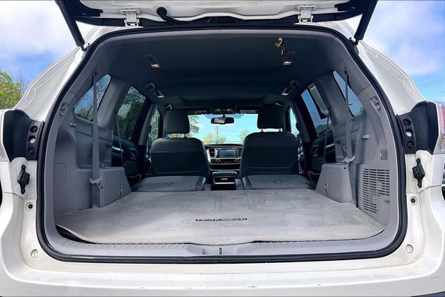 2015 Toyota Highlander AWD 4dr V6 XLE - 23017346 - 37