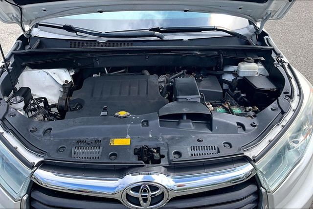 2015 Toyota Highlander AWD 4dr V6 XLE - 23017346 - 39