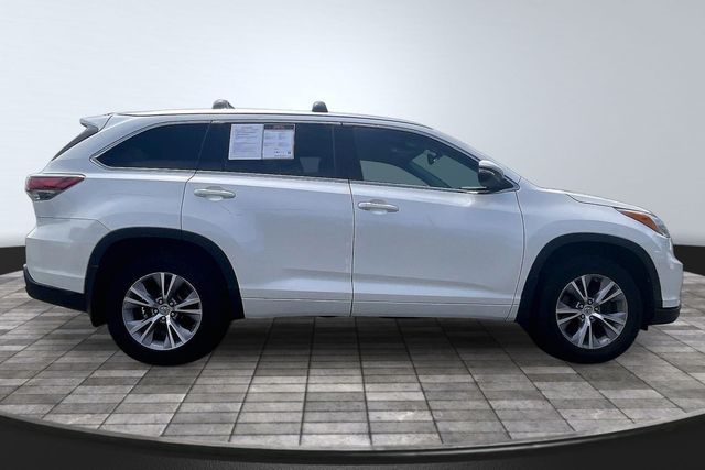 2015 Toyota Highlander AWD 4dr V6 XLE - 23017346 - 7