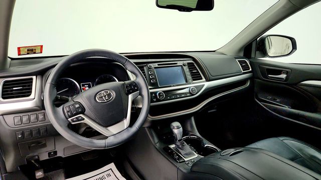 2015 Toyota Highlander AWD 4dr V6 XLE - 23094115 - 11