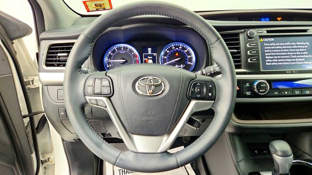 2015 Toyota Highlander AWD 4dr V6 XLE - 23094115 - 12