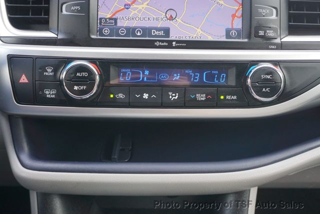 2015 Toyota Highlander AWD 4dr V6 XLE NAVIGATION REAR CAMERA HEATED SEATS 3RD ROW  - 23028491 - 24