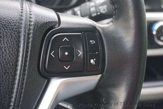 2015 Toyota Highlander AWD 4dr V6 XLE NAVIGATION REAR CAMERA HEATED SEATS 3RD ROW  - 23028491 - 30
