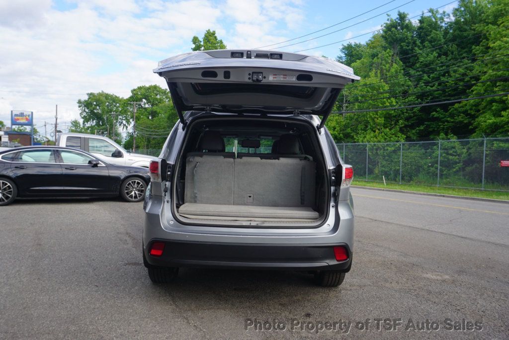 2015 Toyota Highlander AWD 4dr V6 XLE NAVIGATION REAR CAMERA HEATED SEATS 3RD ROW  - 23028491 - 40