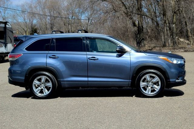 2015 Toyota Highlander AWD LIMITED W/ NAVIGATION, MOONROOF,LEATHER HEATED/ COOLED SEATS - 23005297 - 1