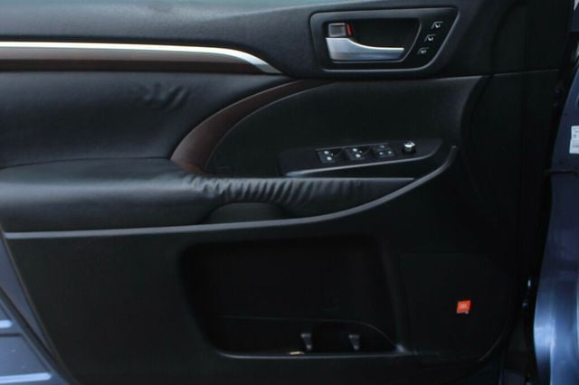 2015 Toyota Highlander AWD LIMITED W/ NAVIGATION, MOONROOF,LEATHER HEATED/ COOLED SEATS - 23005297 - 20