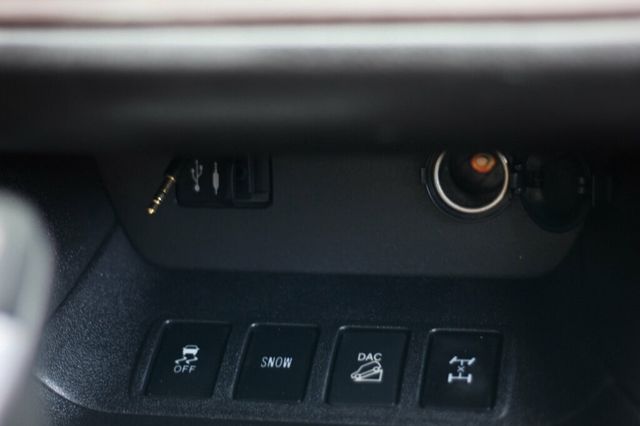 2015 Toyota Highlander AWD LIMITED W/ NAVIGATION, MOONROOF,LEATHER HEATED/ COOLED SEATS - 23005297 - 31