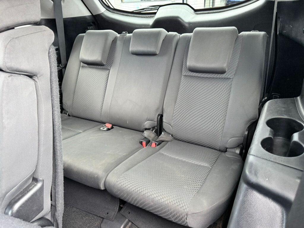2015 Toyota Highlander FWD 4dr I4 LE - 22903642 - 17