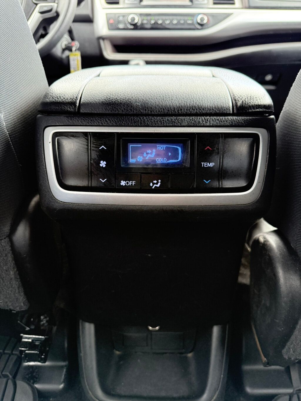 2015 Toyota Highlander FWD 4dr I4 LE - 22903642 - 35