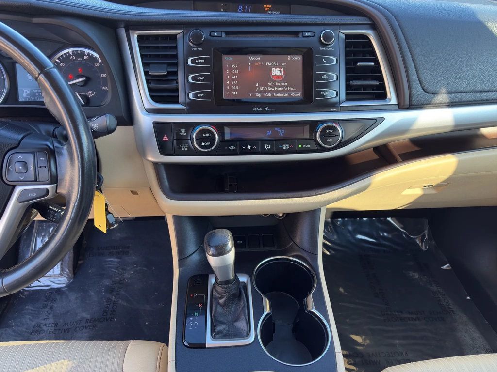 2015 Toyota Highlander FWD 4dr V6 LE Plus - 22984825 - 14