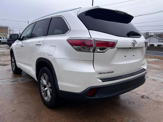 2015 Toyota Highlander FWD 4dr V6 XLE - 22701823 - 1