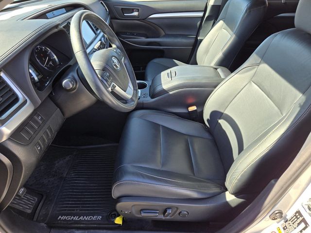 2015 Toyota Highlander FWD 4dr V6 XLE - 22979775 - 6