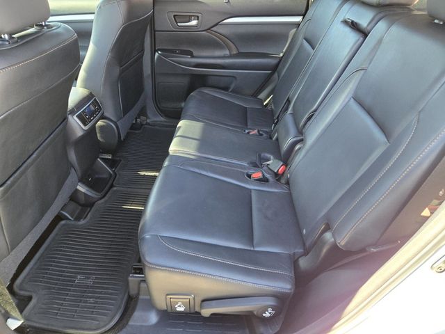 2015 Toyota Highlander FWD 4dr V6 XLE - 22979775 - 8