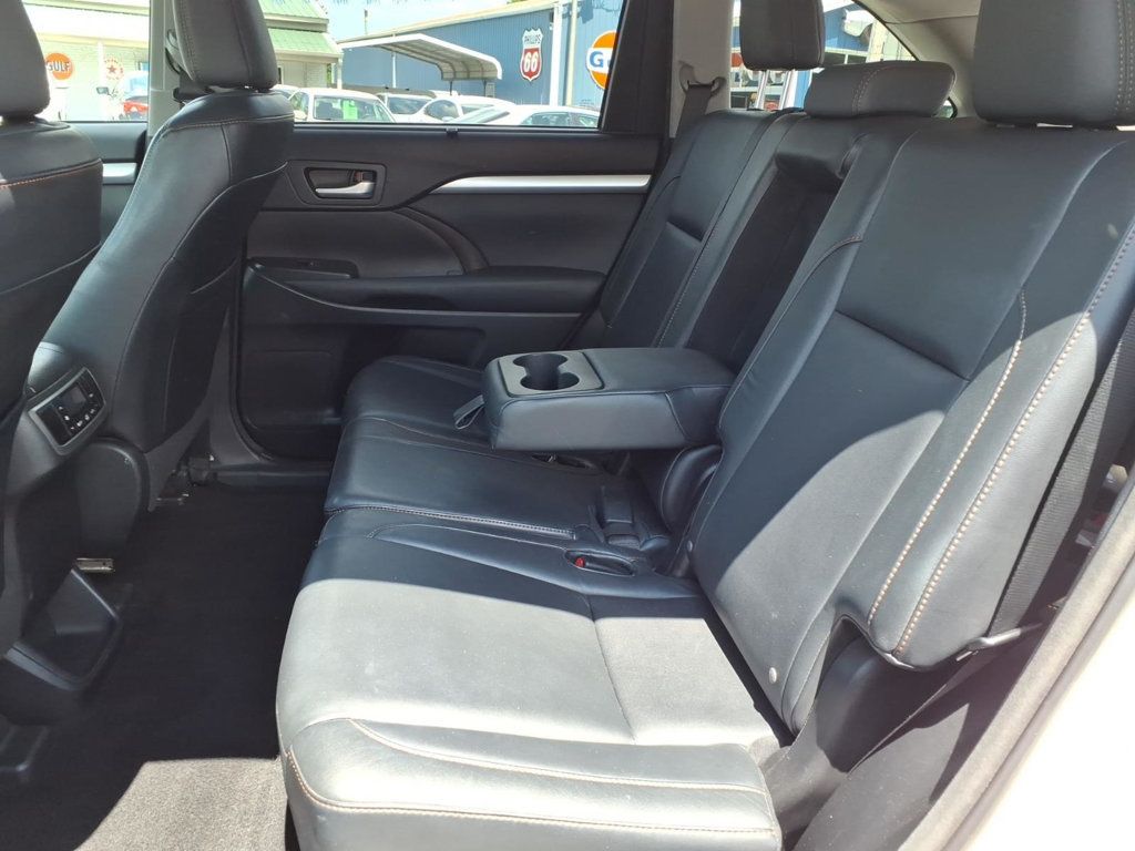 2015 Toyota Highlander FWD 4dr V6 XLE - 23048453 - 12