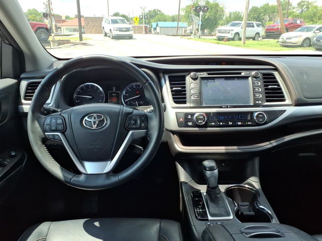 2015 Toyota Highlander FWD 4dr V6 XLE - 23048453 - 13