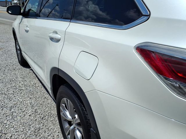 2015 Toyota Highlander FWD 4dr V6 XLE - 23048453 - 14