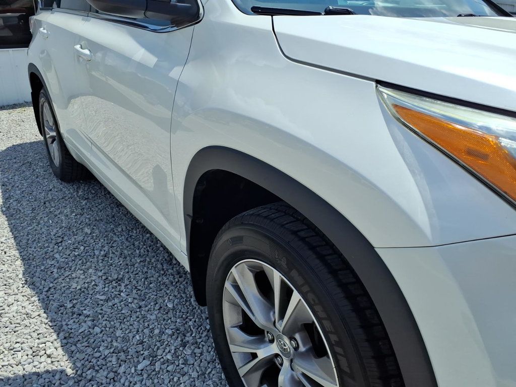 2015 Toyota Highlander FWD 4dr V6 XLE - 23048453 - 16
