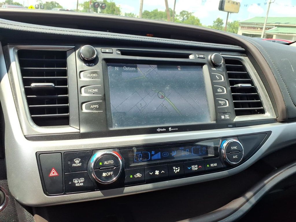 2015 Toyota Highlander FWD 4dr V6 XLE - 23048453 - 8