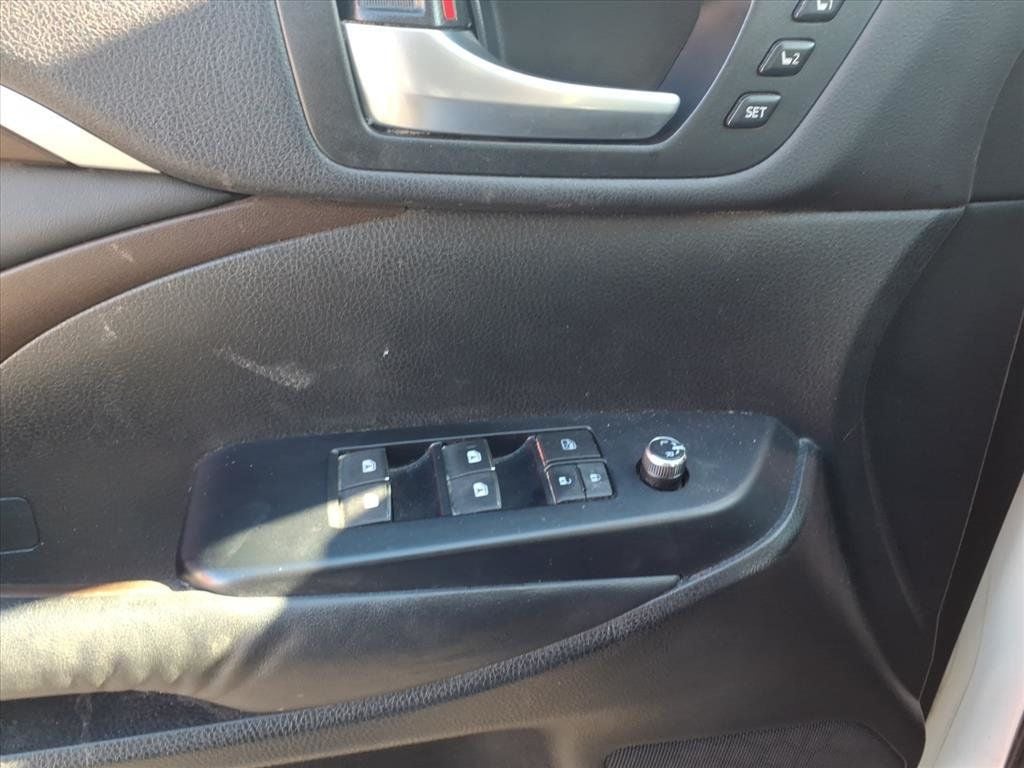 2015 Toyota Highlander Limited Sport Utility 4D - 22959236 - 16