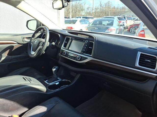 2015 Toyota Highlander Limited Sport Utility 4D - 22959236 - 20